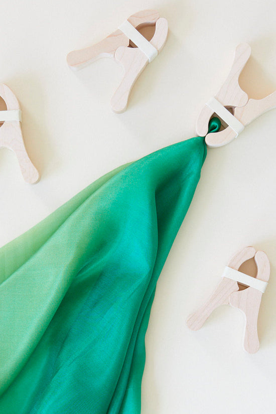Sarah's Silks Fort Kit