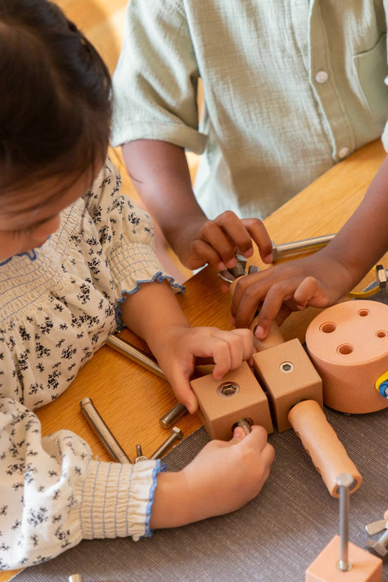 Random Robots Loose Parts STEM Kit