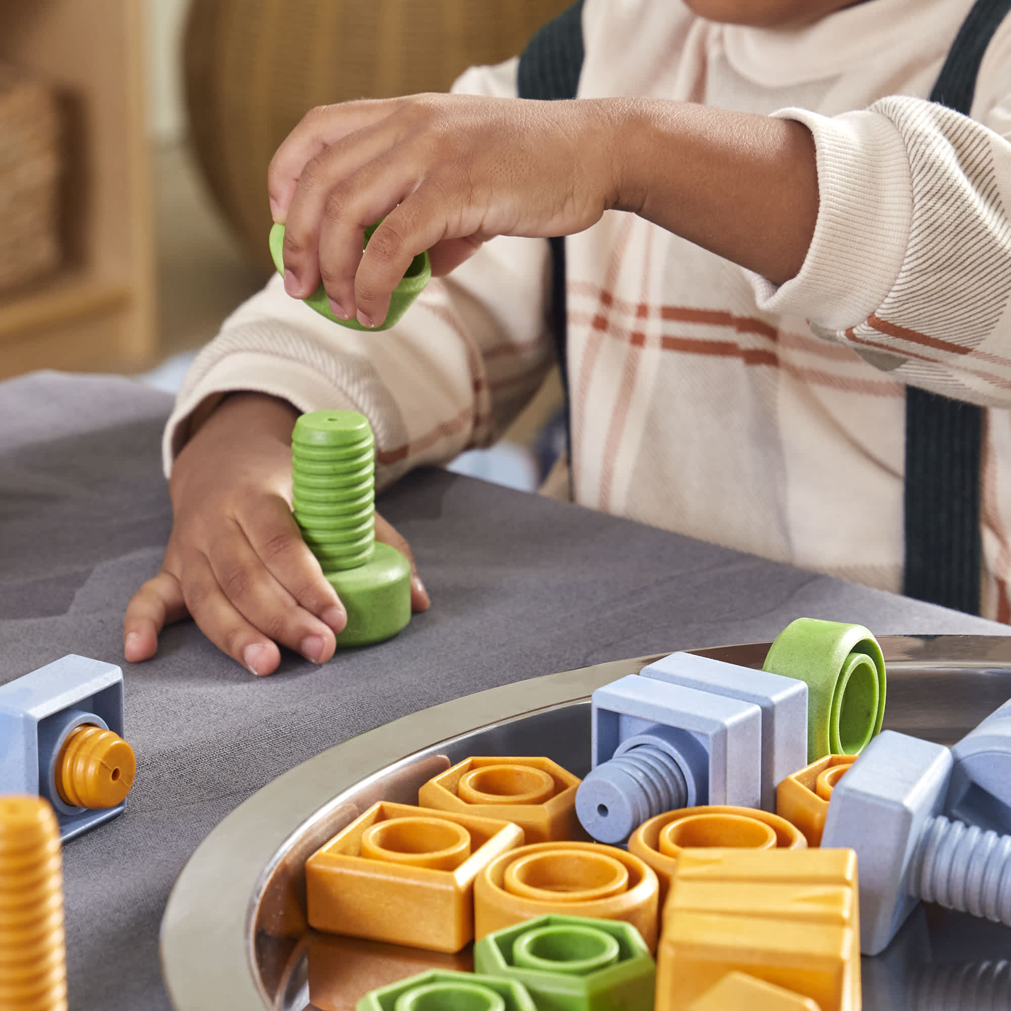 Twisty Tools - Nuts and Bolts Set - 84 pieces