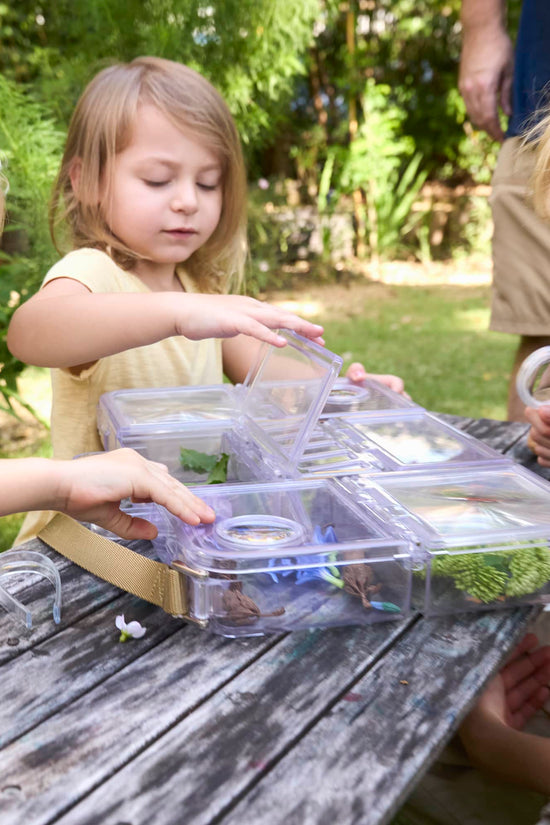 Traveling Treasures Discovery Lab