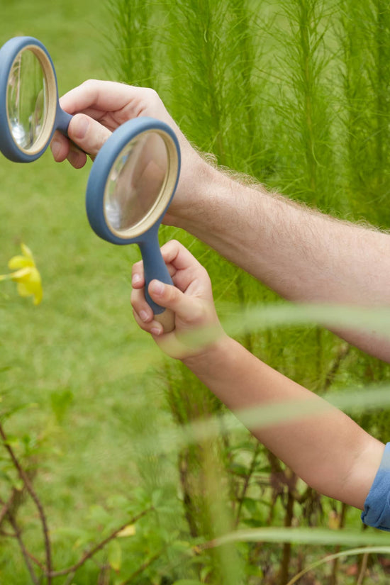 All-Weather Magnifying Glass - Set of 4