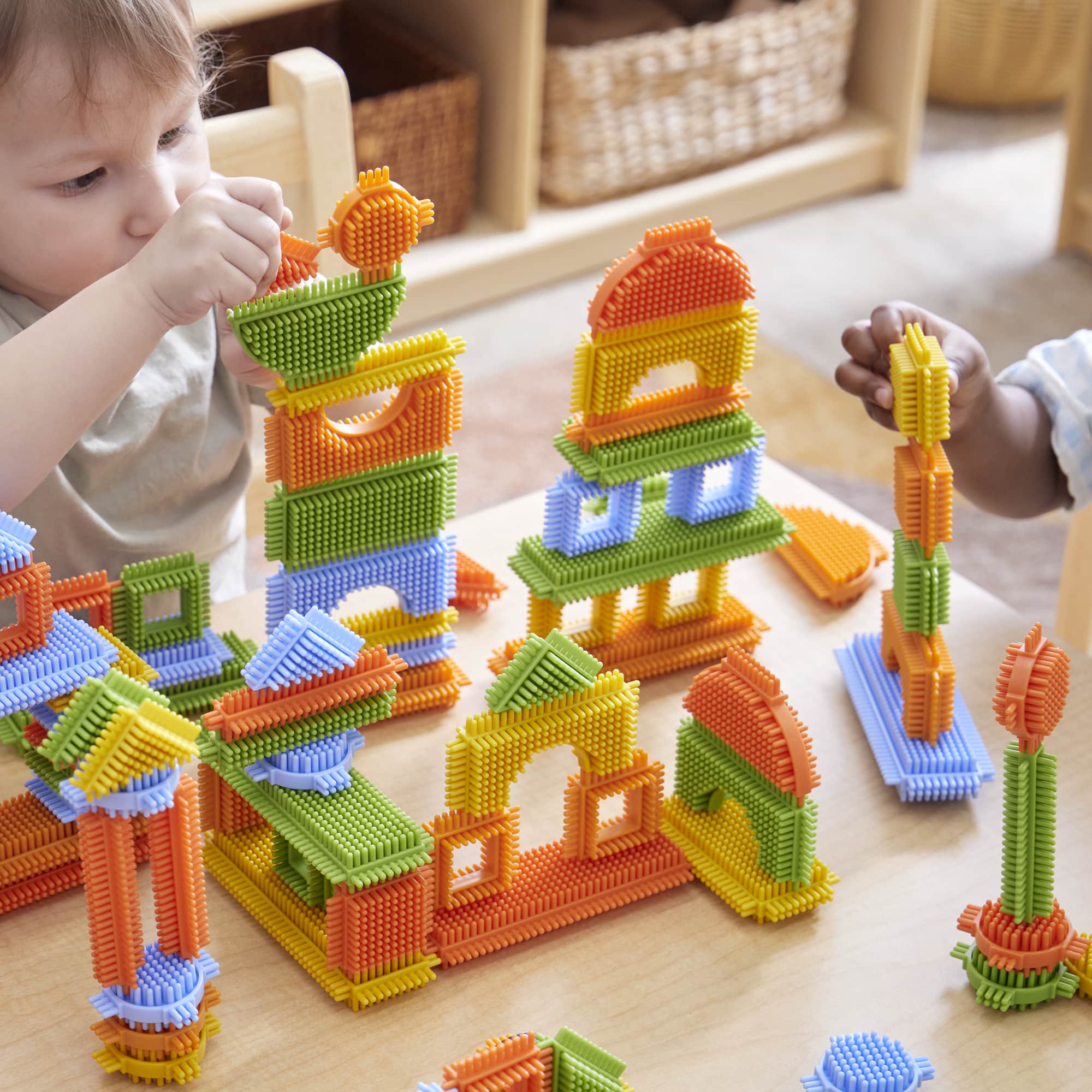 Snap and Stack Thistle Blocks Set - 220 pieces