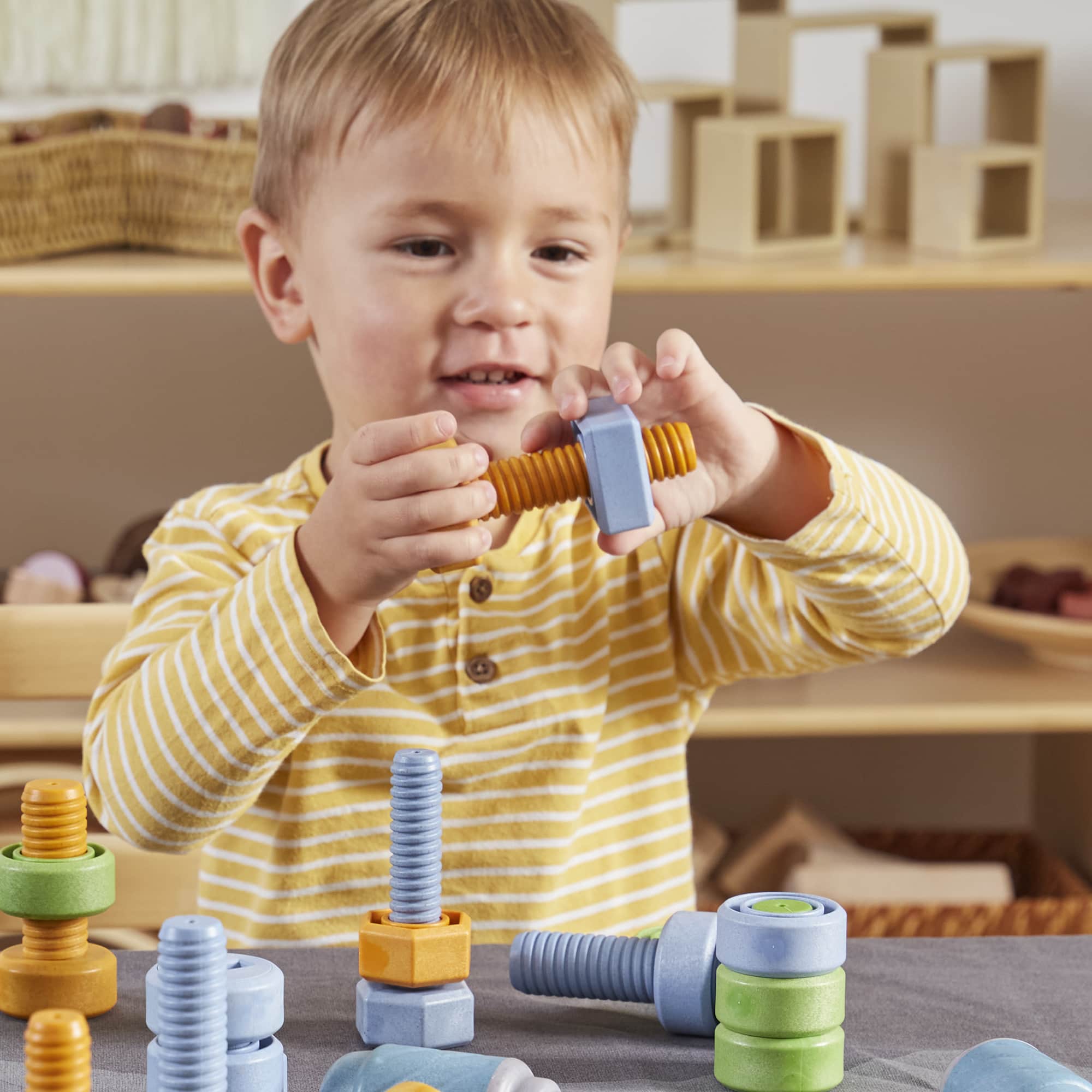 Twisty Tools - Nuts and Bolts Set - 84 pieces