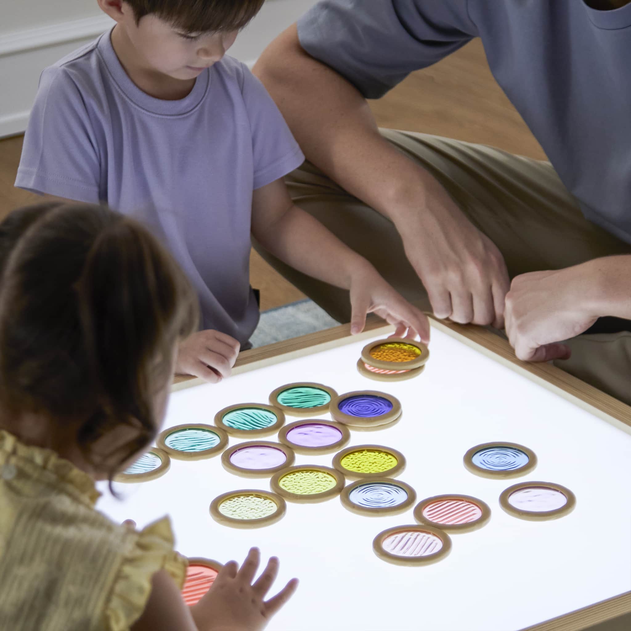 Light and Color Textured Discs