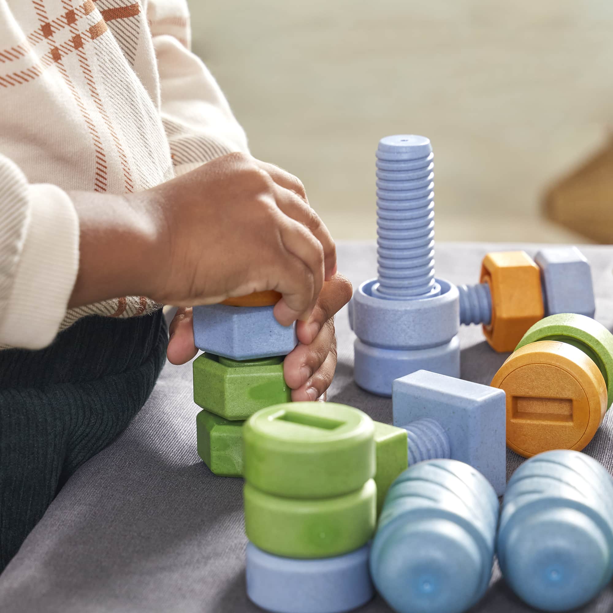 Twisty Tools - Nuts and Bolts Set - 84 pieces