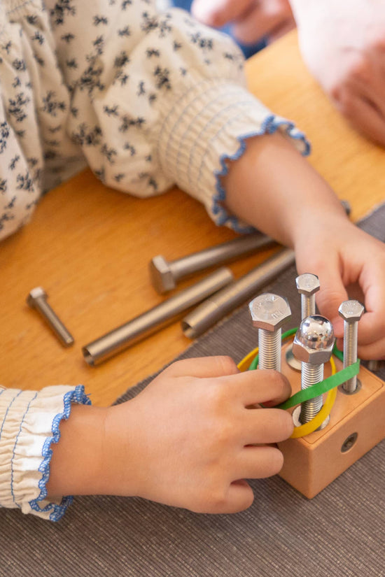 Random Robots Loose Parts STEM Kit